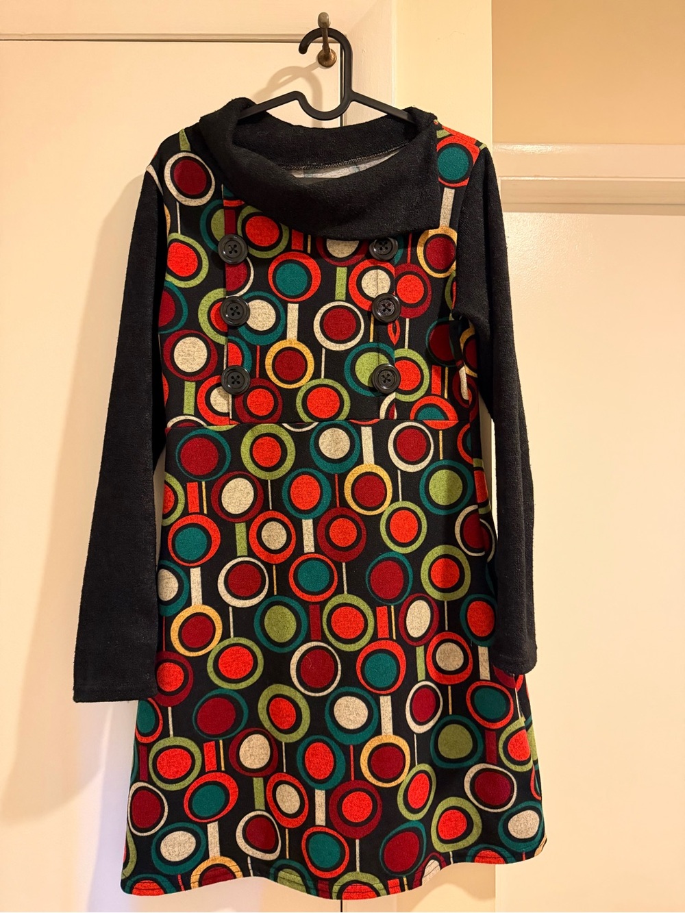 Vintage 60s Mod Style Geometric Circle Dress - vibrant & playful! 🎉